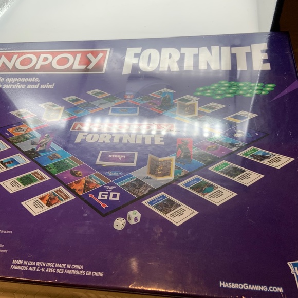 Monopoly Fortnite Edition Hasbro Gaming Board Game 13+ SEALED - Picture 9 of 12